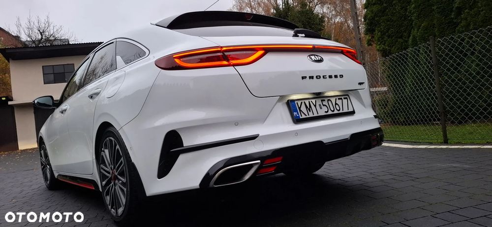 Kia ProCeed 1.6 T-GDI GT DCT - 2