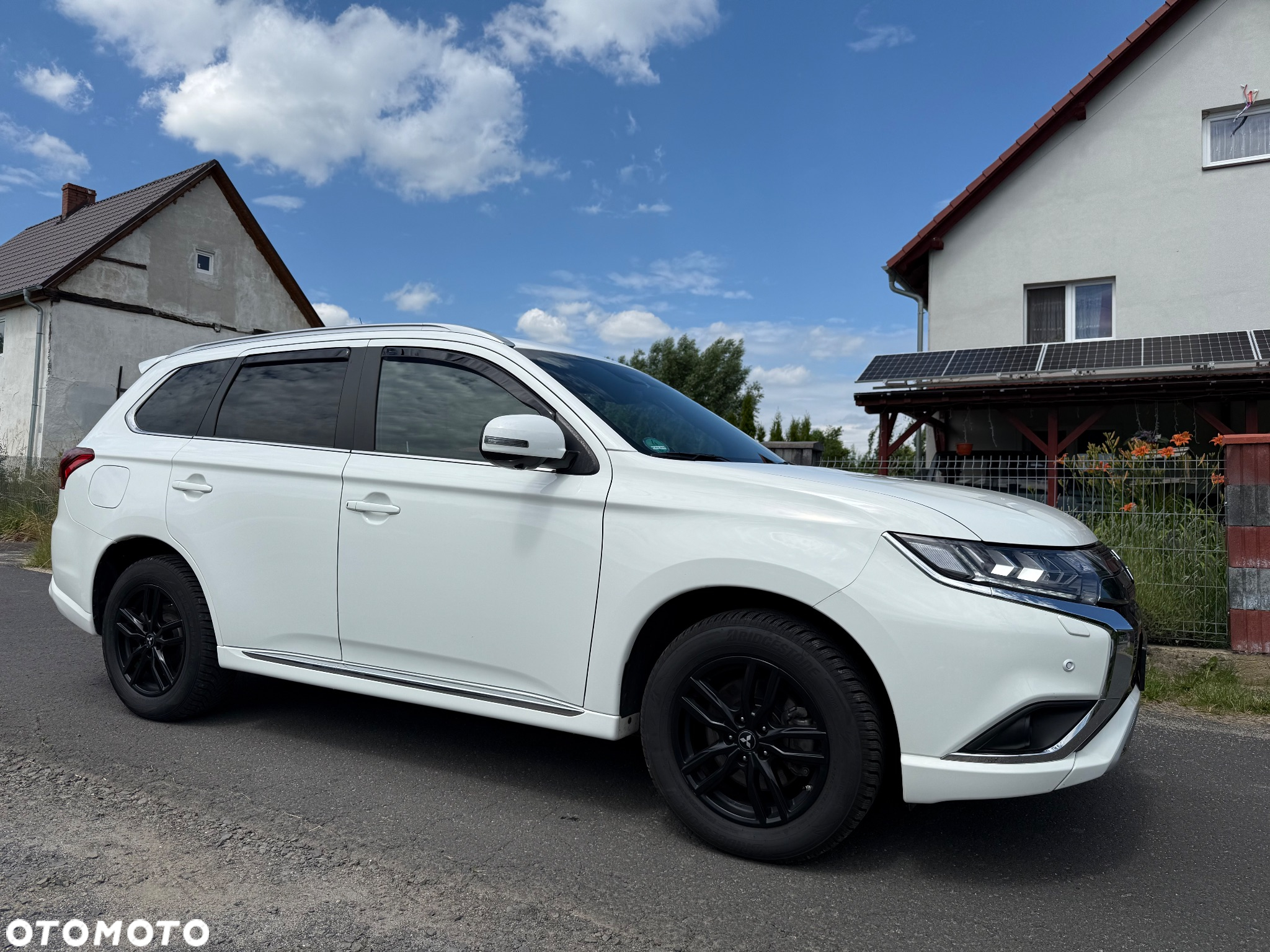 Mitsubishi Outlander 2.4 4WD Plug-In Hybrid Top - 2