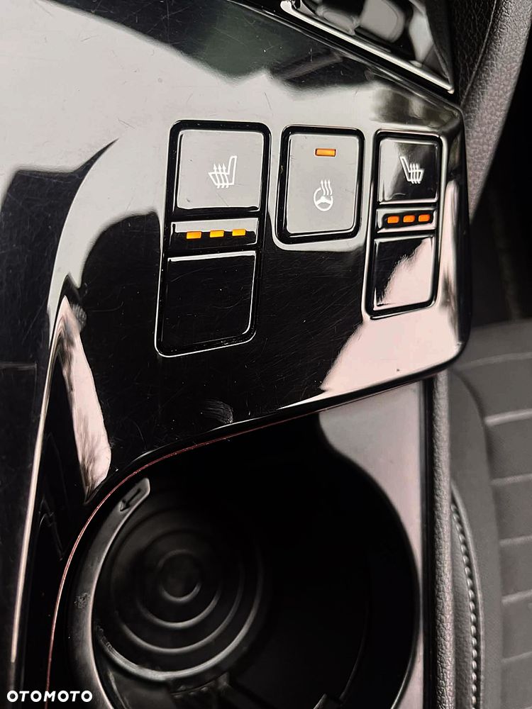 Kia Sportage 1.6 T-GDI PHEV Business Line 4WD - 30