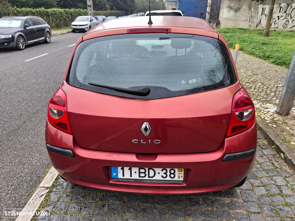Renault Clio 1.5 dCi Dynamique - 5