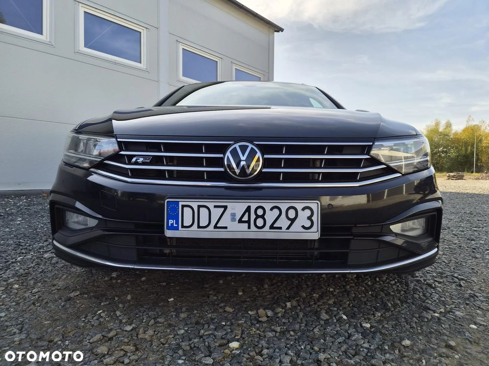 Volkswagen Passat 2022 photo 3
