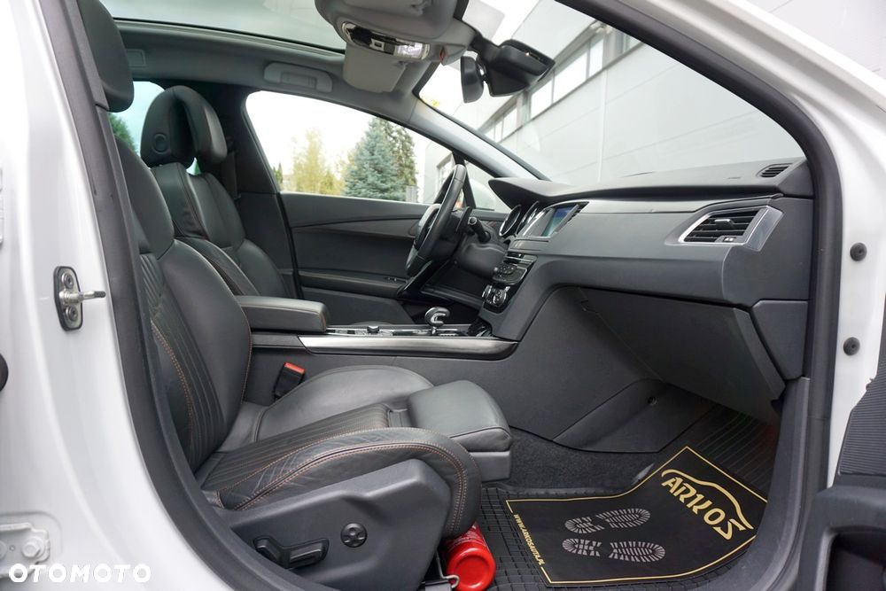 Peugeot 508 RXH 2.0 HDi HYbrid4 - 31