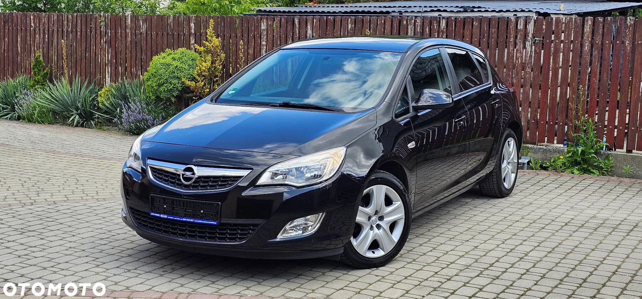 Opel Astra - 1