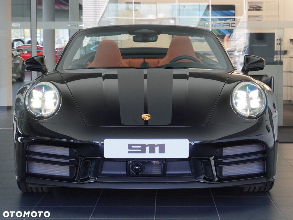 Porsche 911 Carrera - 17
