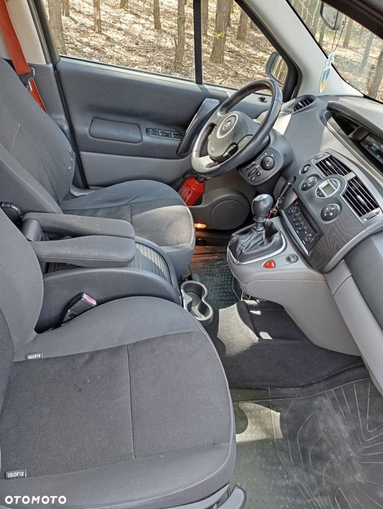 Renault Scenic Conquest - 8