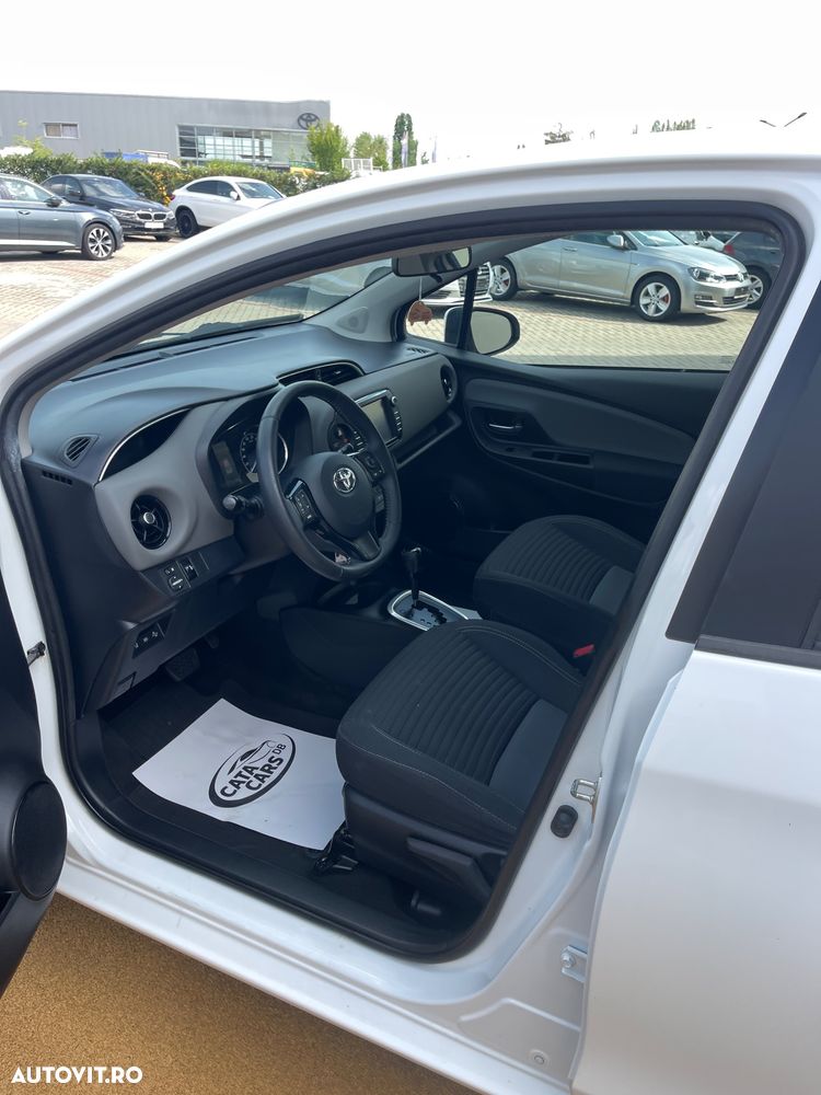 Toyota Yaris 1.5 VVT-i HSD Active - 28