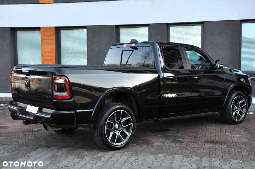 RAM 1500 5.7 Crew Cab Longbed Laramie Chrome - 7