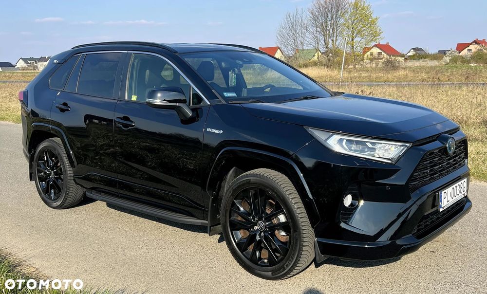 Toyota RAV4 - 1
