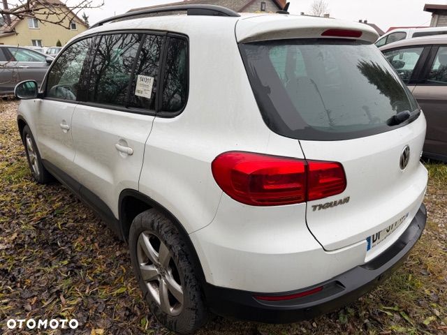 Volkswagen Tiguan 2.0 TDI DPF BlueMotion Technology Exclusive - 8