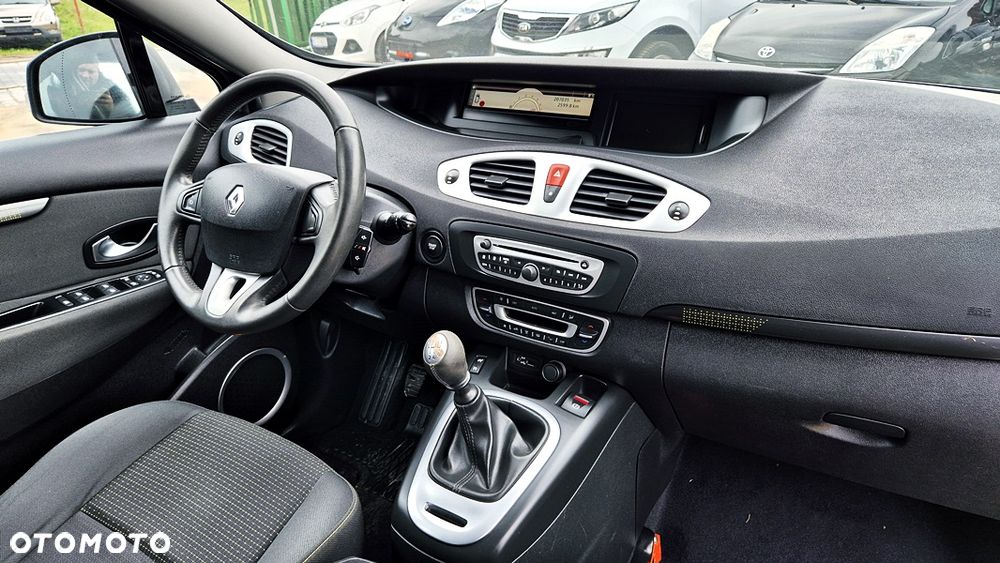 Renault Grand Scenic Gr 1.6 16V Tech Run - 39