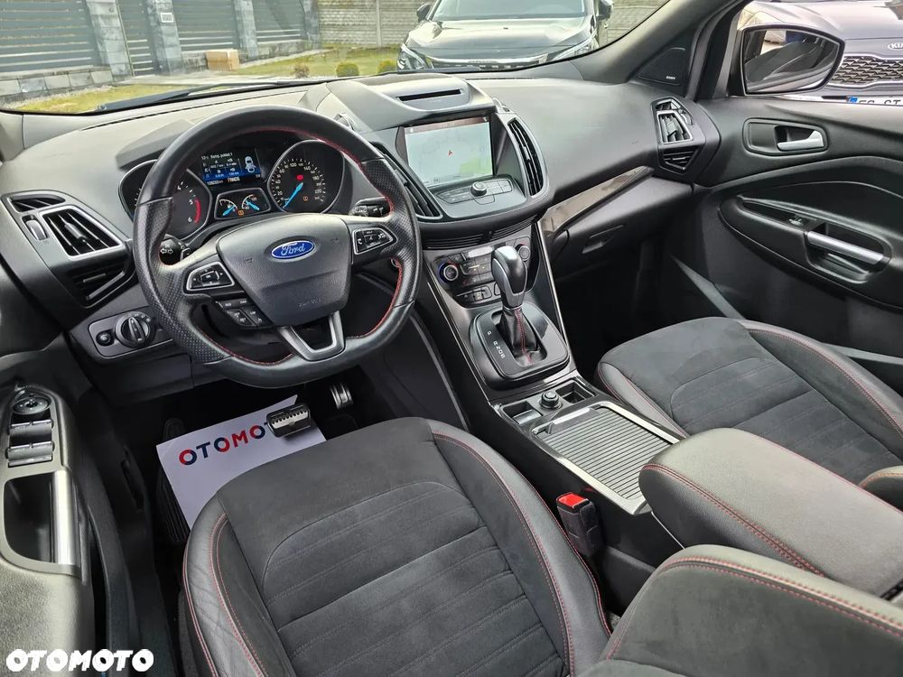 Ford Kuga 2.0 TDCi 4x4 ST-Line - 19