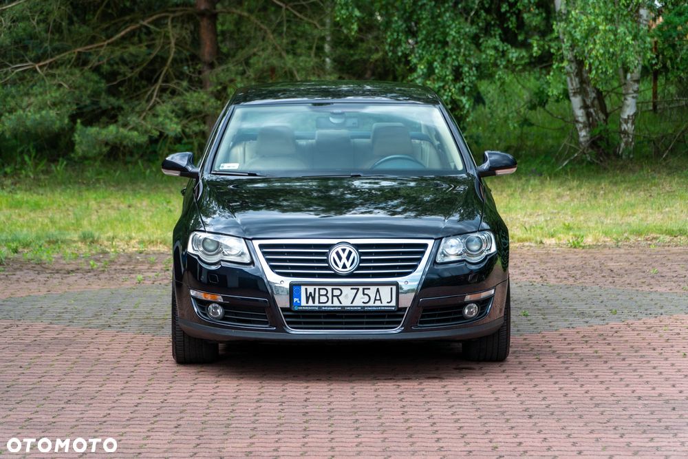 Volkswagen Passat 2.0 TDI DPF Highline - 1