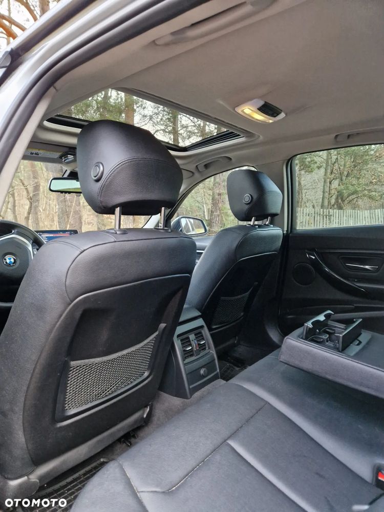 BMW Seria 3 328i Luxury Line - 10