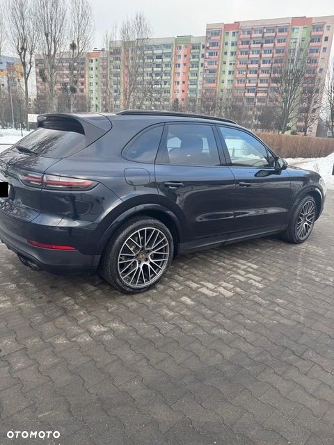 Porsche Cayenne - 7