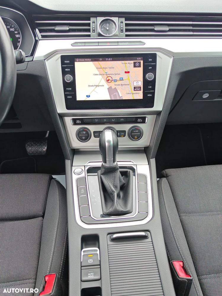 Volkswagen Passat - 14