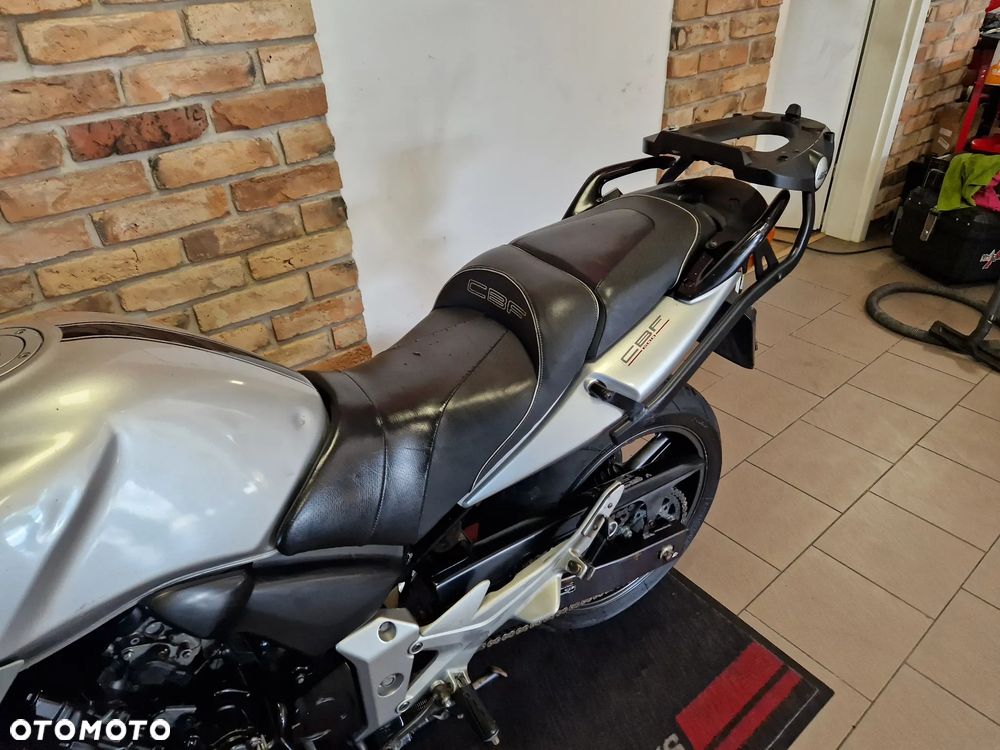 Honda CBF - 16