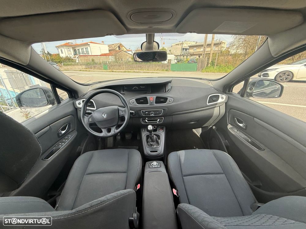 Renault Scénic 1.5 dCi Dynamique S - 13