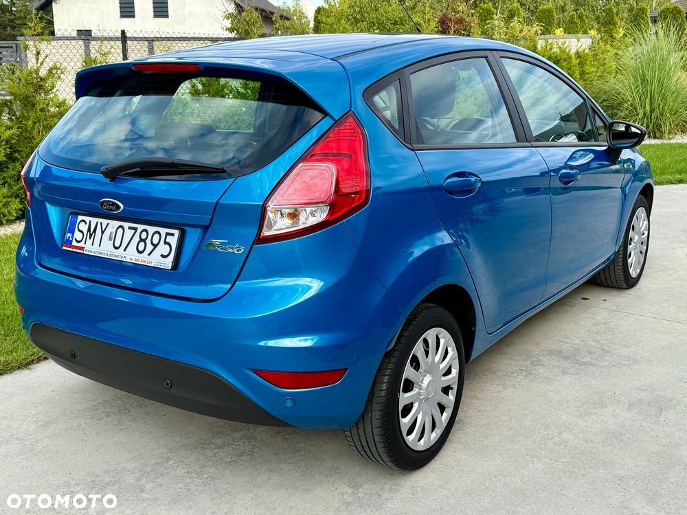 Ford Fiesta 1.25 Ambiente EU5 - 6
