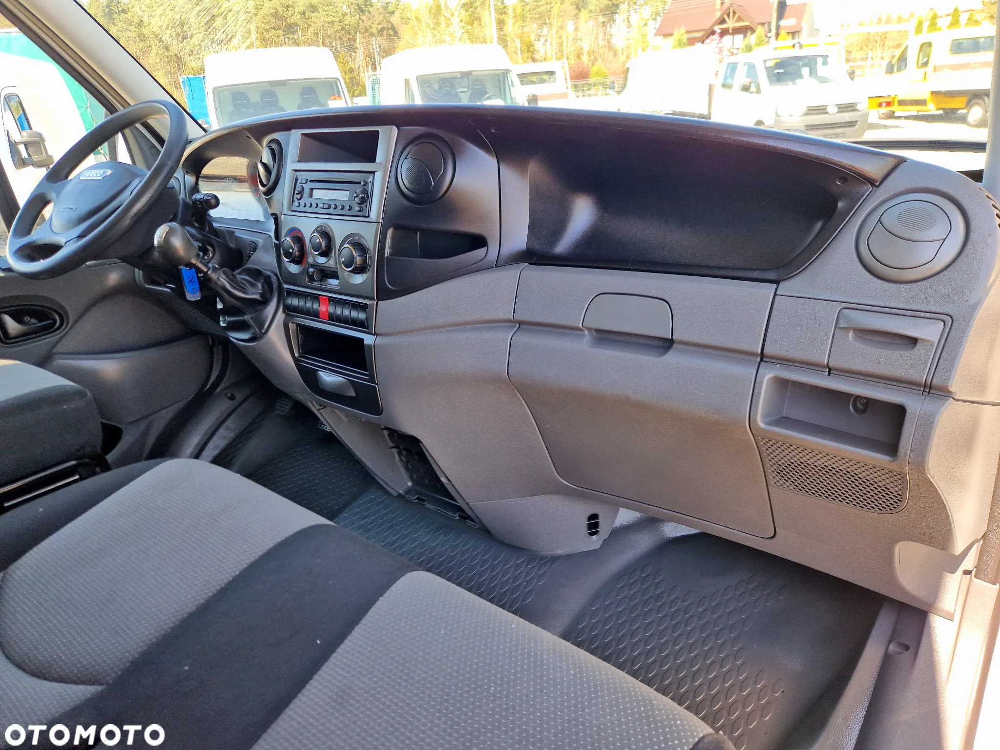 Iveco 35S15 2,3 HPI 150 KONNY MAX MAXI CHŁODNIA THERMO KING V 300 MAX 133T/KM PRZEBIEGU GWARANCJA KAMERA - 19