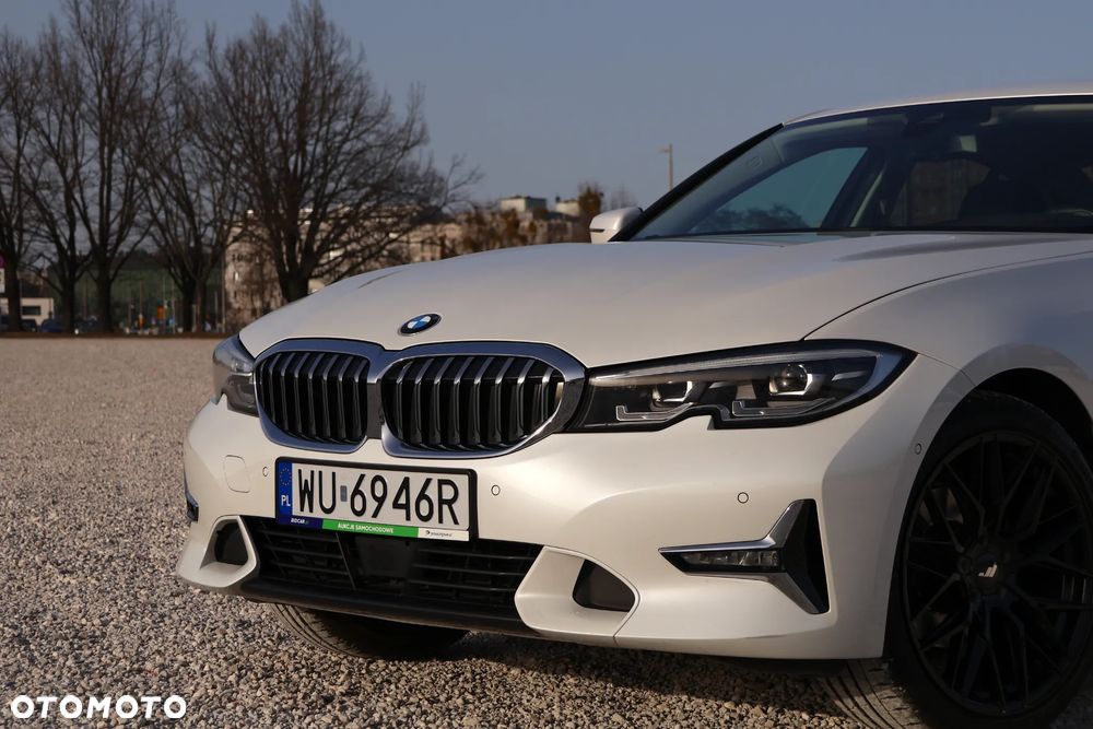 BMW Seria 3 320d xDrive Luxury Line - 3