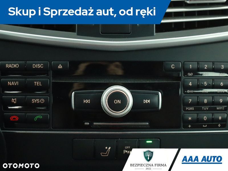 Mercedes-Benz Klasa E - 14