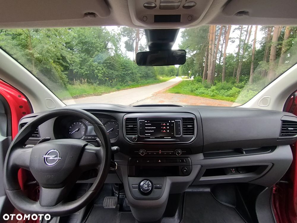 Opel Vivaro - 11