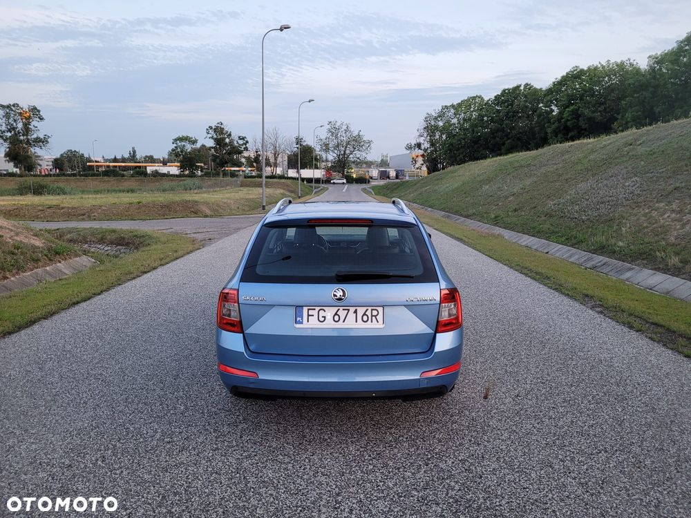 Skoda Octavia 2.0 TDI Elegance - 10