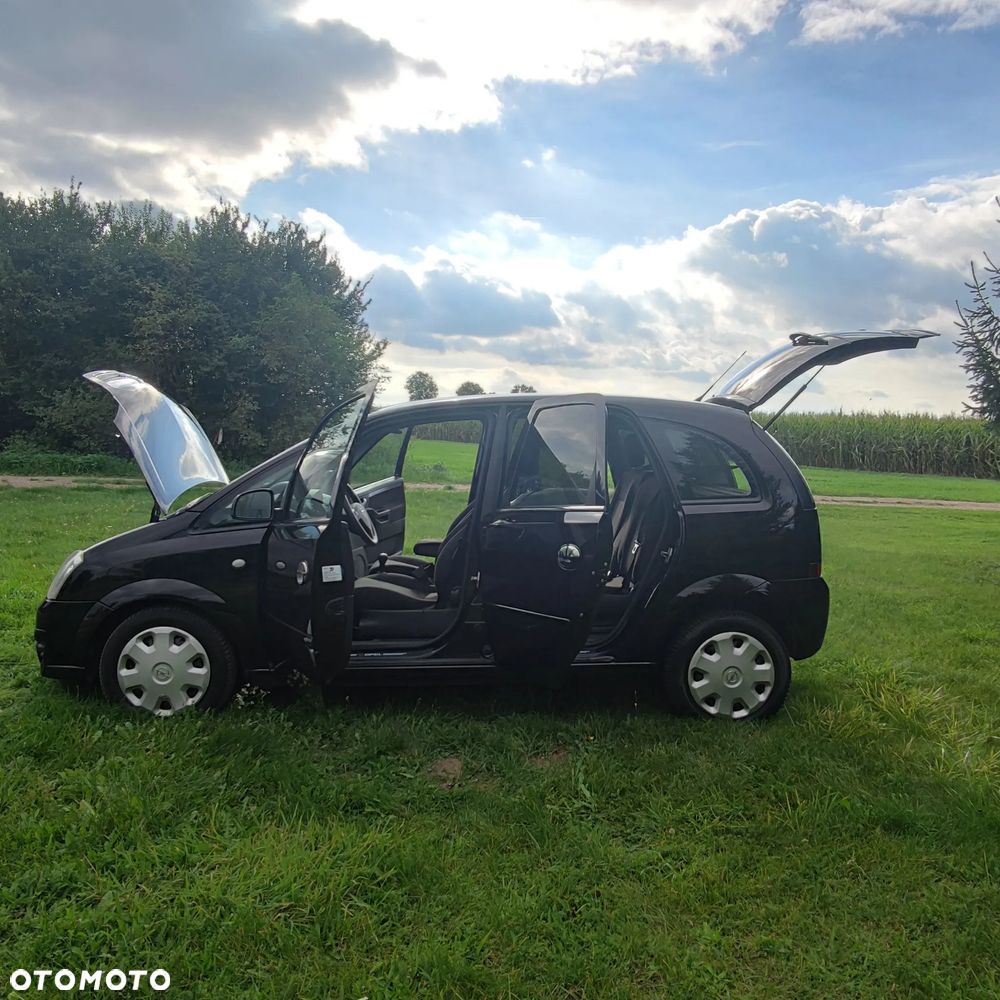 Opel Meriva 1.6 Cosmo - 31
