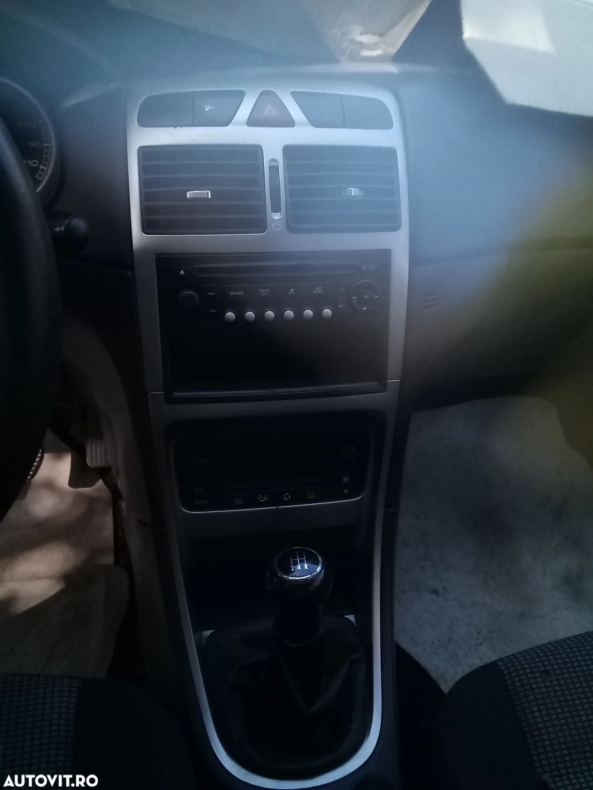 Peugeot 307 - 1