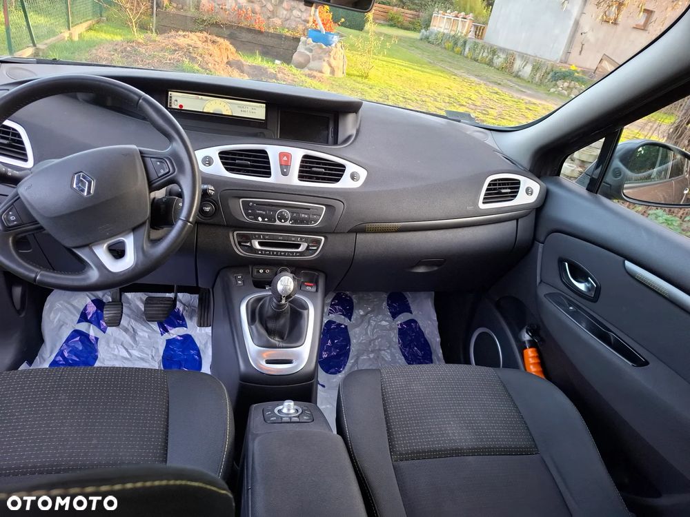 Renault Scenic 1.4 16V TCE Tech Run - 12