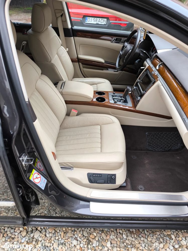 Volkswagen Phaeton 3.0 V6 TDI DPF 4MOTION Tiptronic Lang - 12