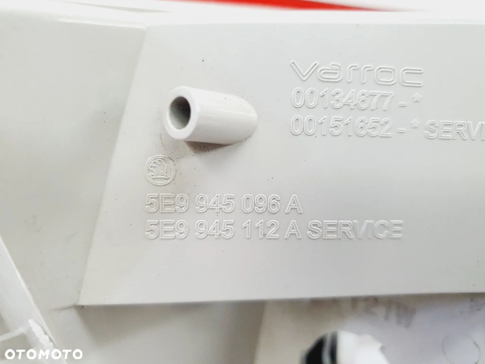 LAMPA TYŁ PRAWA SKODA OCTAVIA III 3 KOMBI 5E9 12r+ ORYGINAŁ 5E9945096A - 7