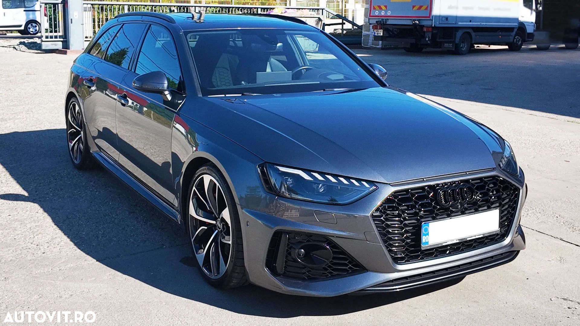 Audi RS4 Avant quattro Tiptronic - 1