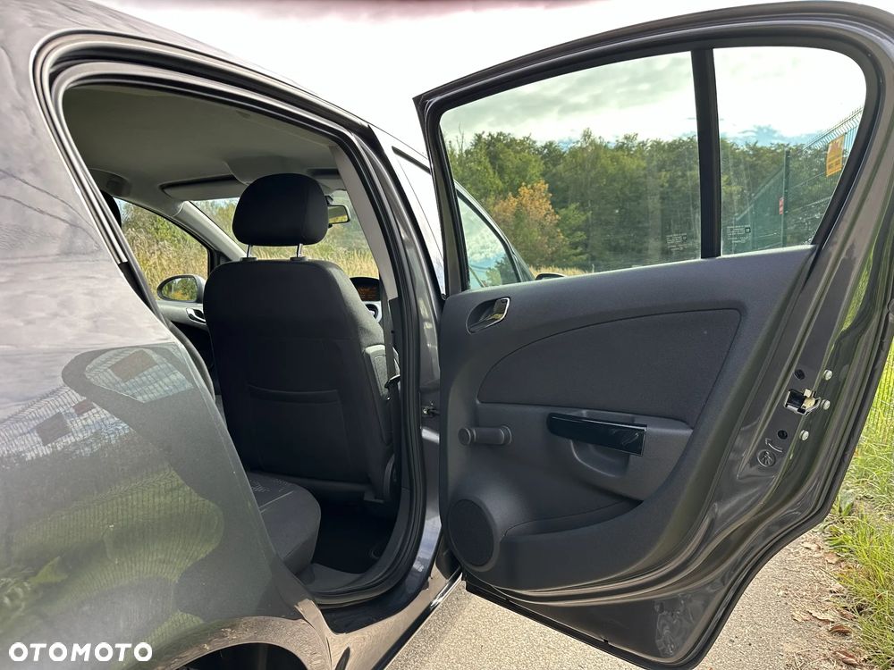 Opel Corsa 1.4 16V Satellite - 28