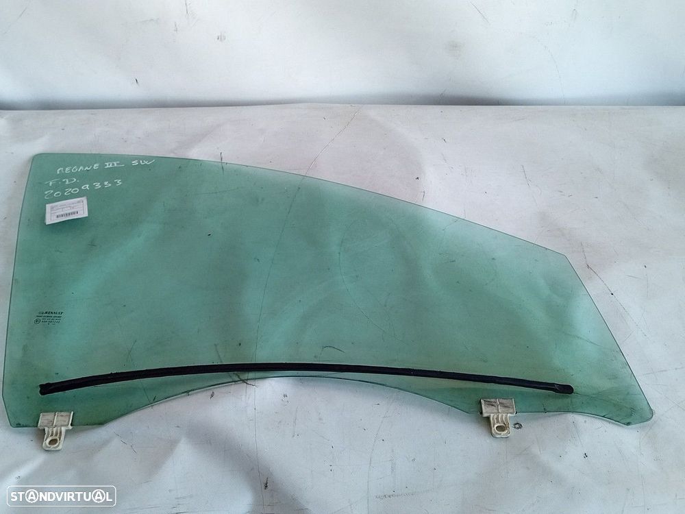 Vidro porta frente direita RENAULT Megane III Grandtour (KZ0/1) - 1