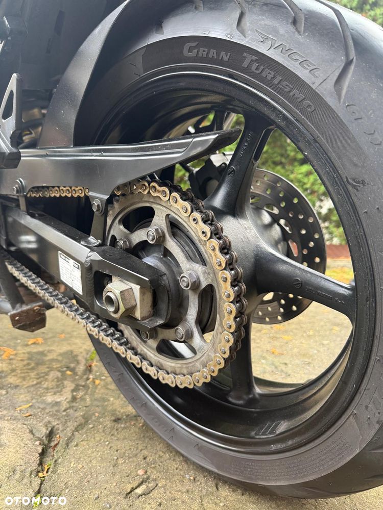 Yamaha FZ6 - 9