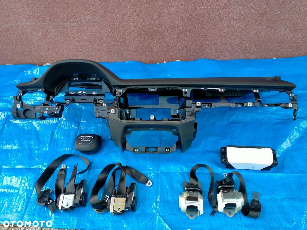 AUDI Q7 4M KONSOLA / DESKA / AIRBAG / PASY / HEAD UP / ORYGINAŁ - 1
