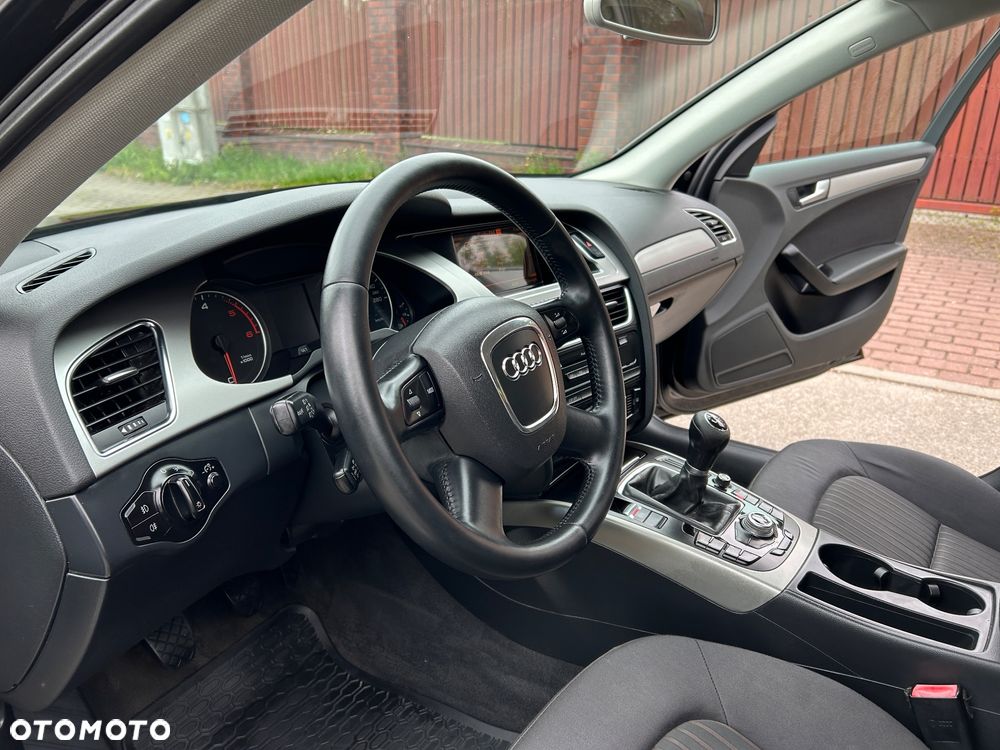 Audi A4 Avant 2.0 TDI - 35