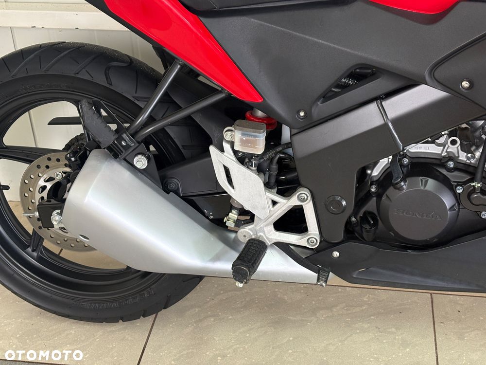 Honda CBR - 9