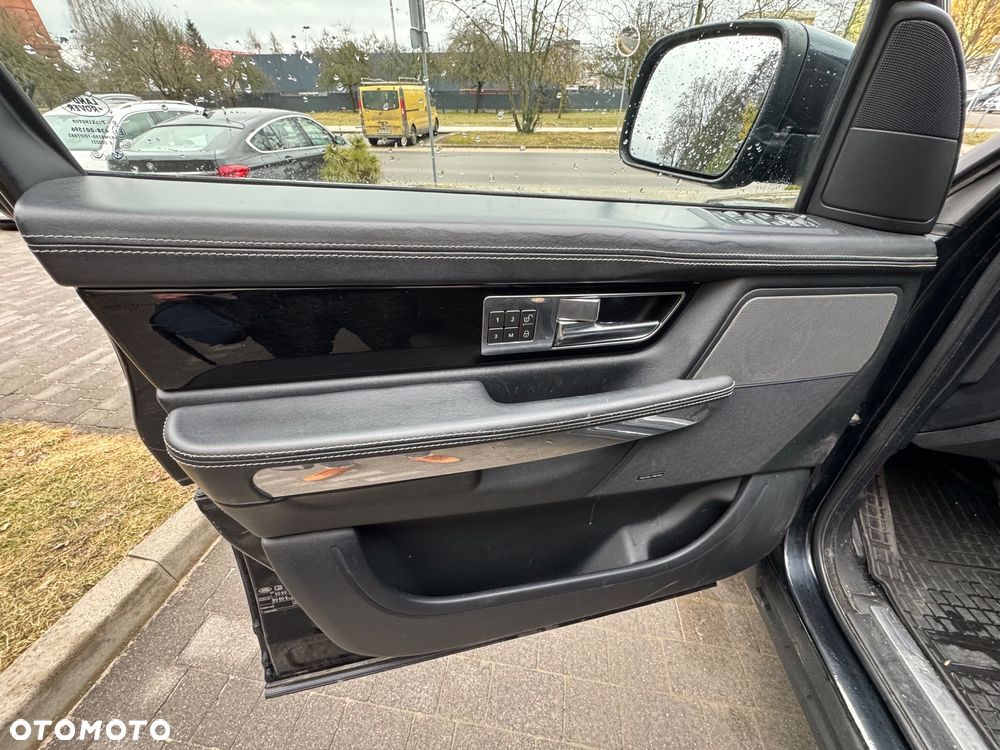 Land Rover Range Rover Sport SDV6 Autobiography - 10