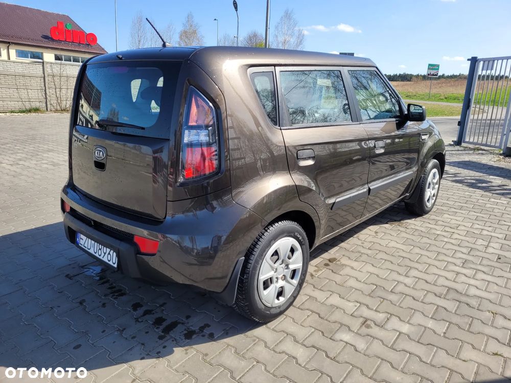 Kia Soul 1.6 M - 10