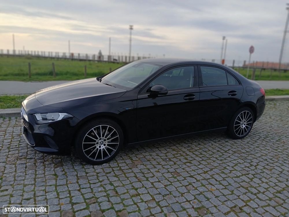 Mercedes-Benz CLA 250 - 8