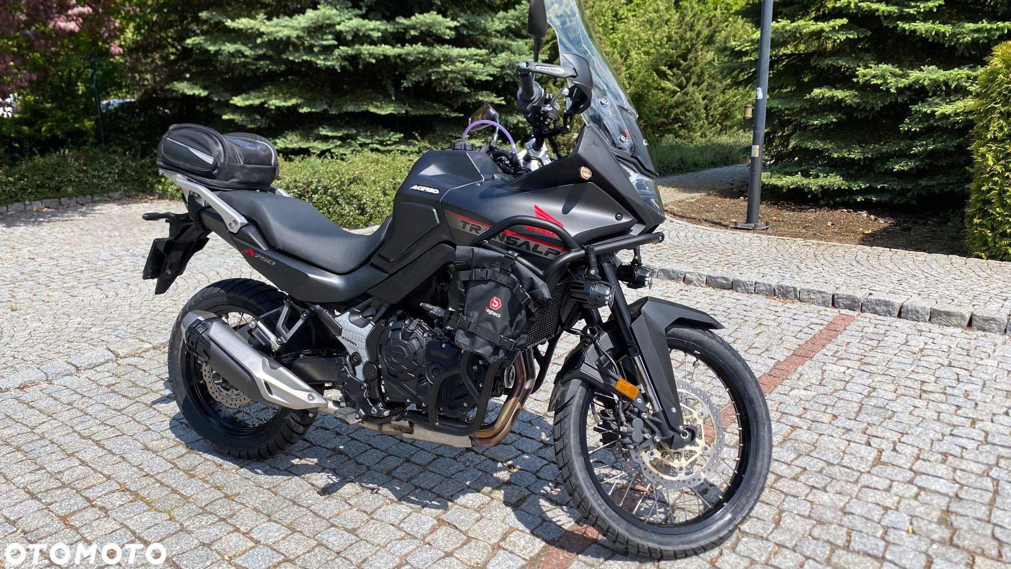 Honda Transalp - 1