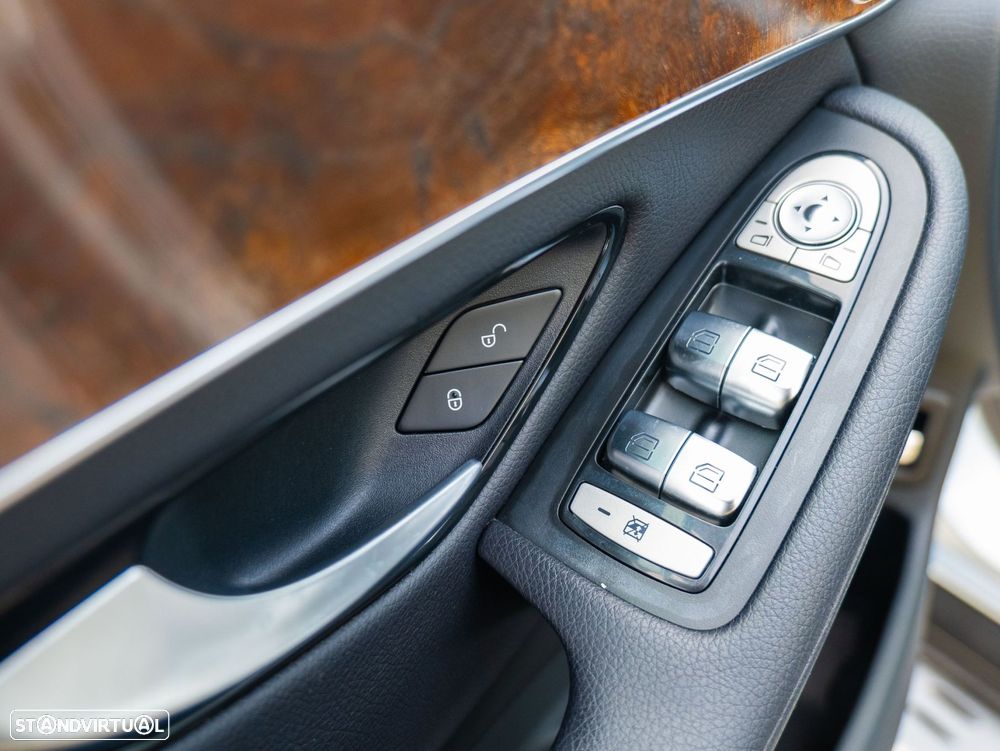 Mercedes-Benz GLC 220 d 4Matic 9G-TRONIC - 17