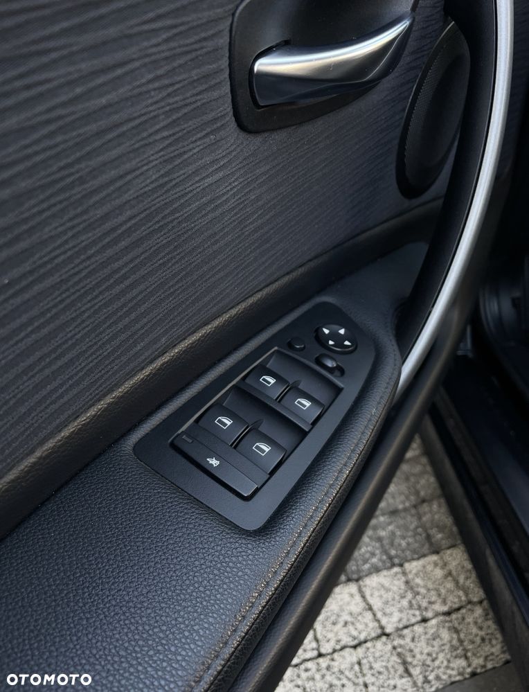 BMW Seria 1 - 10