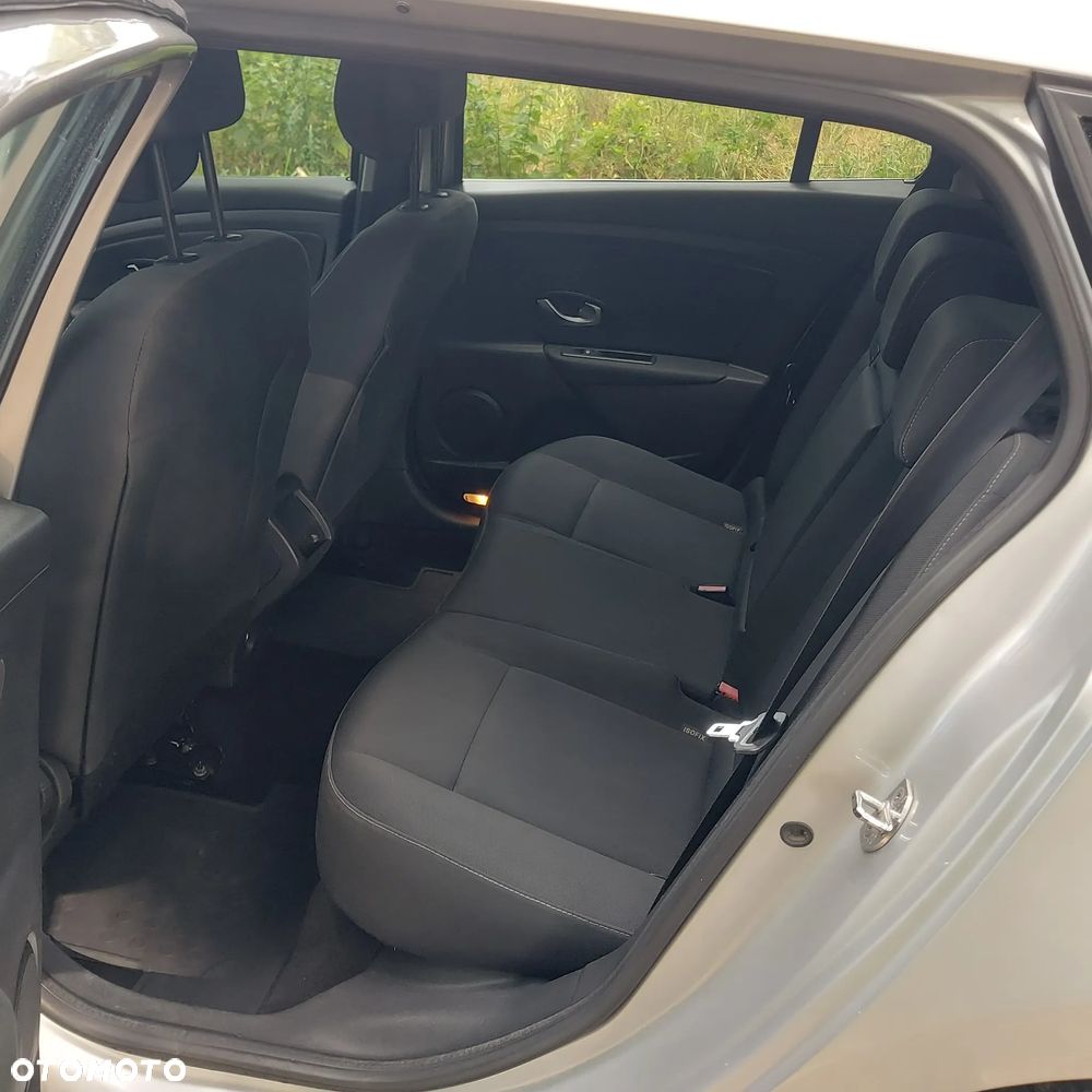 Renault Megane 1.6 16V Generation - 14