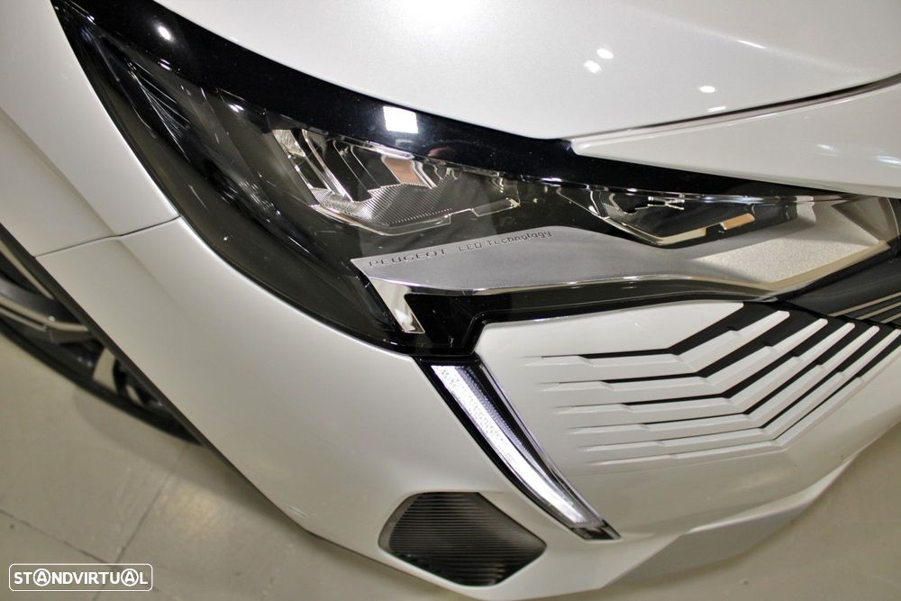 Peugeot 5008 1.5 BlueHDi Allure Pack EAT8 - 52