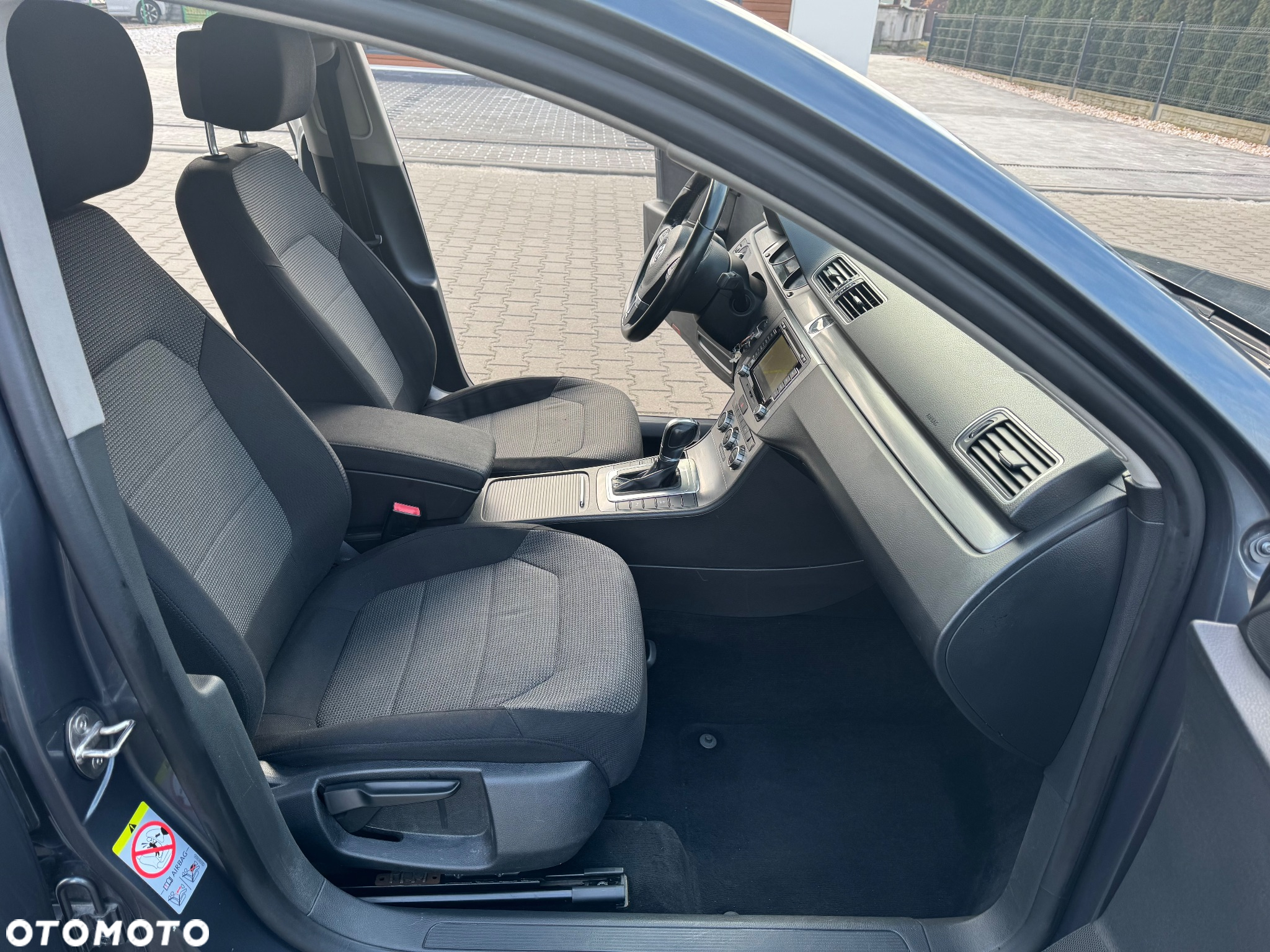 Volkswagen Passat - 15