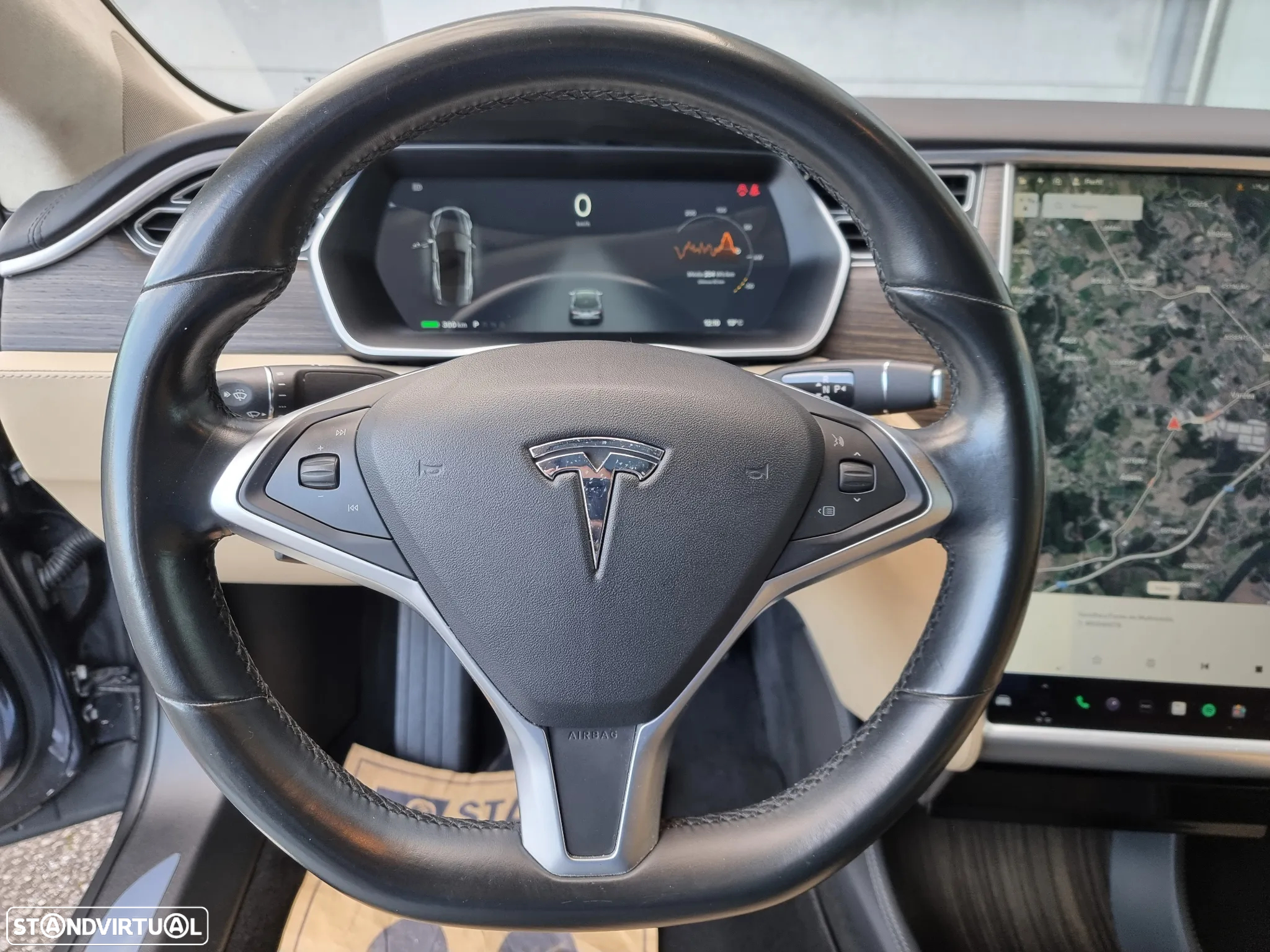 Tesla Model S Standard - 12