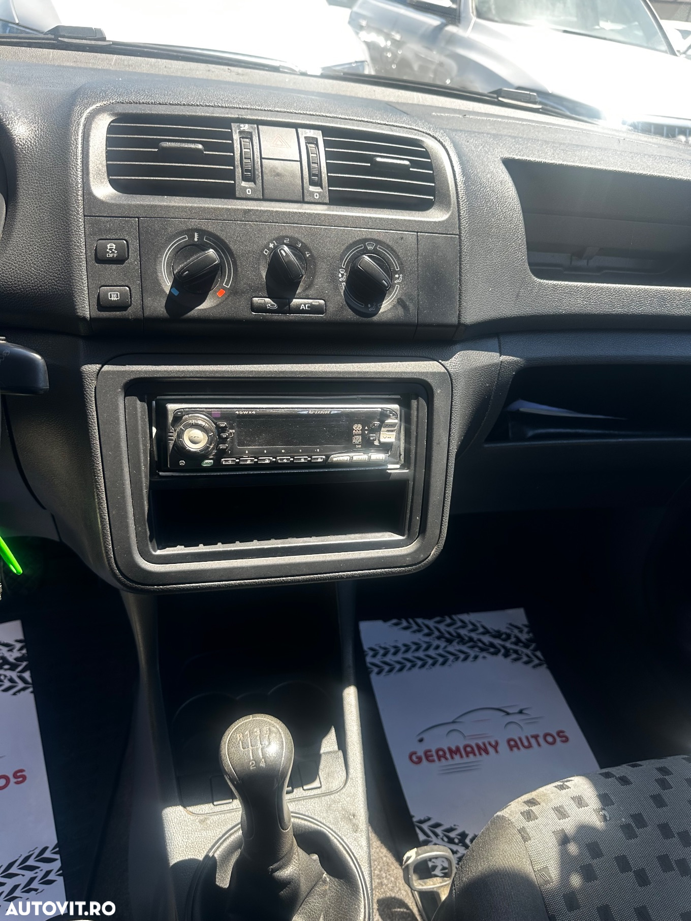 Skoda Roomster - 8